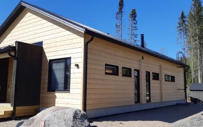 Hirsitalonäyttely Savulahdessa 25.5. klo 18–20